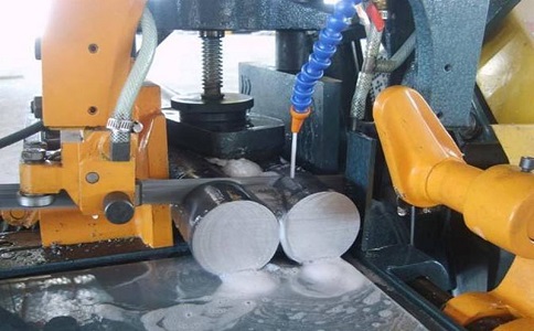 嘉陵卧式带锯床的送料方式有哪几种？