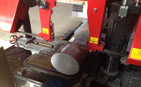 嘉陵卧式带锯床加工时出现明显振荡如何排查？